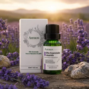 Olio essenziale di lavanda puro AMYRON 15 ml con confezione nel campo di lavanda al tramonto